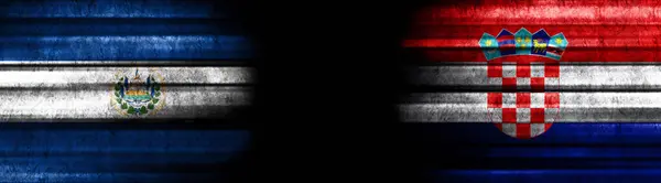 エルサルバドルとクロアチアの旗 黒い背景 — ストック写真