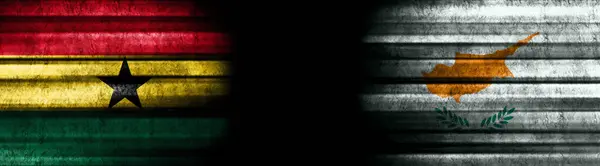 Ghana Und Zypern Flaggen Auf Schwarzem Hintergrund — Stockfoto