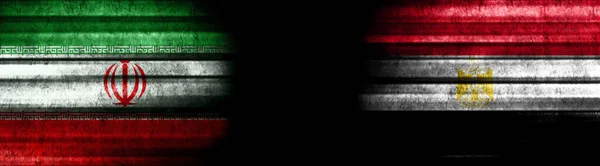 Flagi Iranu Egiptu Czarnym Tle — Zdjęcie stockowe