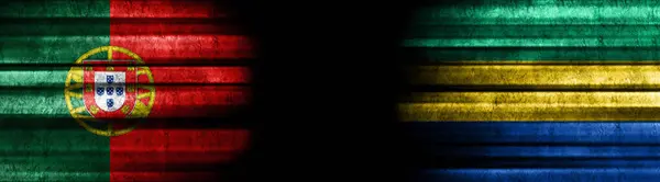 Siyah Arkaplanda Portekiz Gabon Bayrakları — Stok fotoğraf