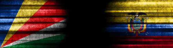 Σημαίες Σεϋχελλών Και Ισημερινού Μαύρο Φόντο — Φωτογραφία Αρχείου