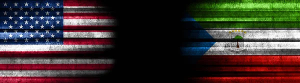 Bandeiras Dos Estados Unidos Guiné Equatorial Sobre Fundo Negro — Fotografia de Stock