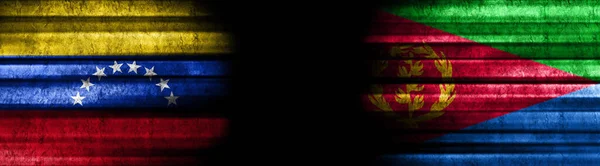 Βενεζουέλα Και Ερυθραία Σημαίες Μαύρο Φόντο — Φωτογραφία Αρχείου