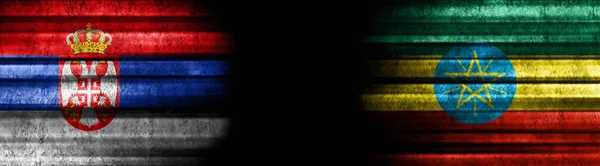Флаги Сербии Эфиопии Чёрном Фоне — стоковое фото