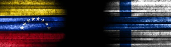Флаги Венесуэлы Финляндии Чёрном Фоне — стоковое фото