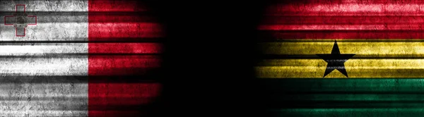 Σημαίες Μάλτας Και Γκάνα Μαύρο Φόντο — Φωτογραφία Αρχείου