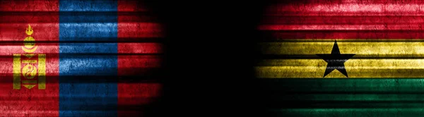 Flaggen Der Mongolei Und Ghana Auf Schwarzem Hintergrund — Stockfoto