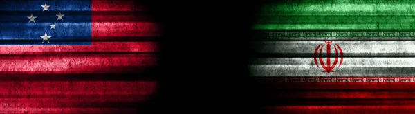 Σημαίες Σαμόα Και Ιράν Μαύρο Φόντο — Φωτογραφία Αρχείου