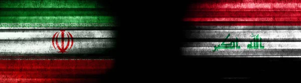 Flagi Iranu Iraku Czarnym Tle — Zdjęcie stockowe