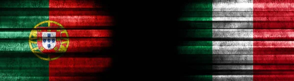 Флаги Португалии Италии Чёрном Фоне — стоковое фото