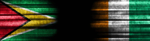 Гаяна Кот Івуар Прапори Чорному Тлі — стокове фото