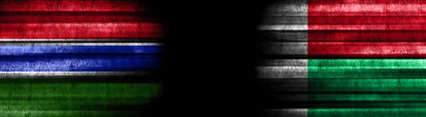 Flagi Gambii Madagaskaru Czarnym Tle — Zdjęcie stockowe