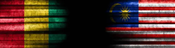 Guinea Malajsie Vlajky Černém Pozadí — Stock fotografie