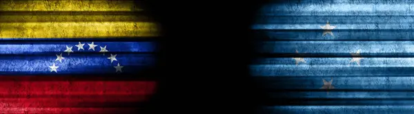 Флаги Венесуэлы Микронезии Чёрном Фоне — стоковое фото