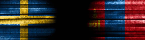 Svédország Mongólia Zászlók Fekete Háttér — Stock Fotó