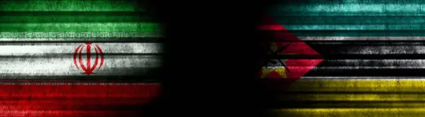 Flagi Iranu Mozambiku Czarnym Tle — Zdjęcie stockowe