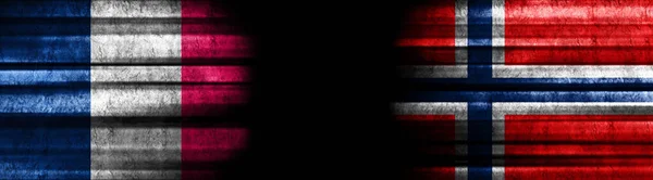Frankrijk Noorwegen Vlaggen Zwarte Achtergrond — Stockfoto