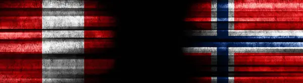 Peru Noorwegen Vlaggen Zwarte Achtergrond — Stockfoto