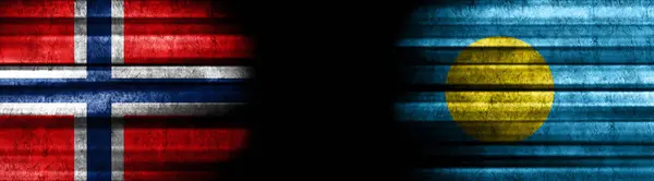 Флаги Норвегии Палау Чёрном Фоне — стоковое фото