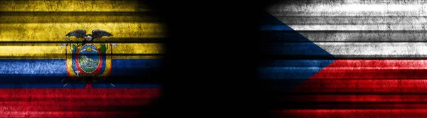 Σημαίες Του Ισημερινού Και Της Τσεχικής Δημοκρατίας Μαύρο Φόντο — Φωτογραφία Αρχείου