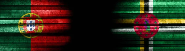 Флаги Португалии Доминики Чёрном Фоне — стоковое фото