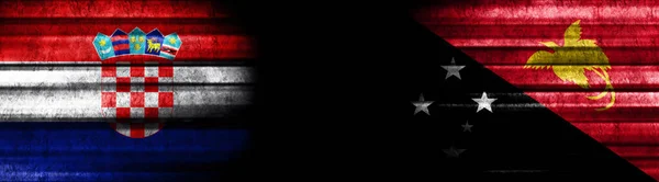 Hırvatistan Papua Yeni Gine Bayrakları Siyah Arkaplanda — Stok fotoğraf
