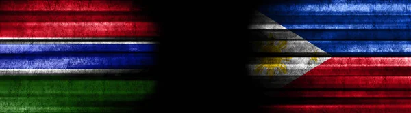 Gambia Och Filippinerna Flaggor Svart Bakgrund — Stockfoto