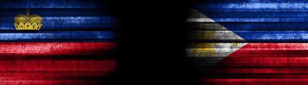 Kara Arkaplanda Lihtenştayn Filipinler Bayrakları — Stok fotoğraf