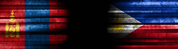 Flagi Mongolii Filipin Czarnym Tle — Zdjęcie stockowe