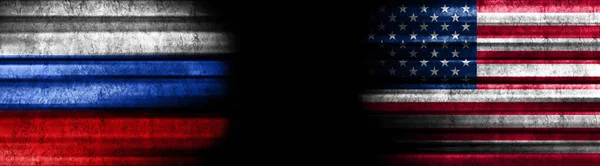 Bandeiras Rússia Dos Estados Unidos Sobre Fundo Preto — Fotografia de Stock
