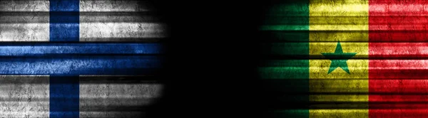 Фінляндія Сенегал Прапори Чорному Тлі — стокове фото