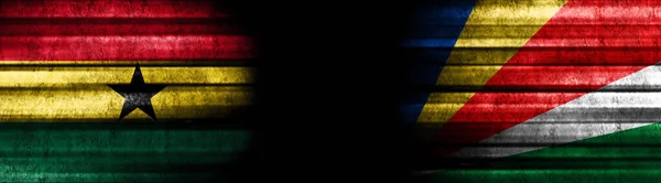 Bandeiras Gana Seychelles Fundo Preto — Fotografia de Stock