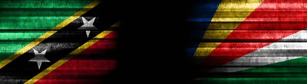 Saint Kitts Nevis Seychelles Bandiere Sfondo Nero — Foto Stock