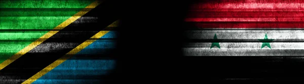 Tanzania Syrië Vlaggen Zwarte Achtergrond — Stockfoto