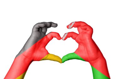 Almanya Belarus Kalbi, El hareketi kalp yapma, Kırpma Yolu