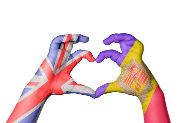 Wielka Brytania Andora Heart Ręki Gestem Podejmowania Serca Clipping Path — Zdjęcie stockowe