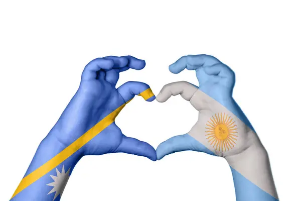 瑙鲁阿根廷心 手的姿势 收割之路 — 图库照片