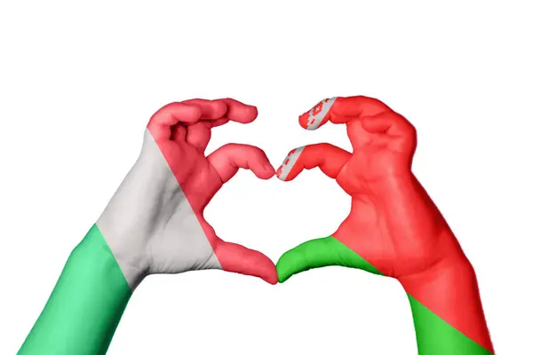 Itálie Bělorusko Srdce Ruční Gesto Clipping Path — Stock fotografie