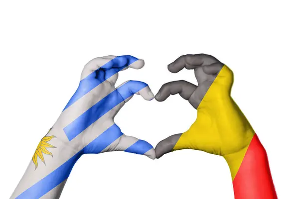Uruguay Belgien Hjärta Hand Gest Att Göra Hjärta Klippning Vägen — Stockfoto