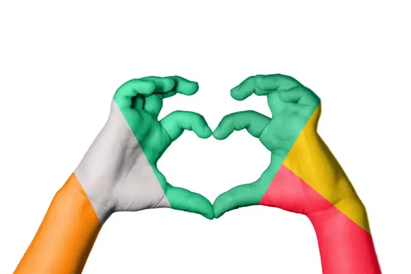 Кот Ивуар Бенин Сердце Жест Руки Делает Сердце Обрезка Пути — стоковое фото