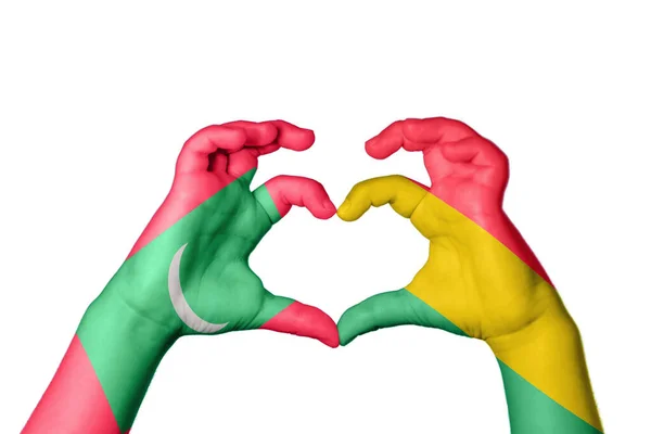 马尔代夫Bolivia Heart Hand Gesture Making Heart Clipping Path — 图库照片