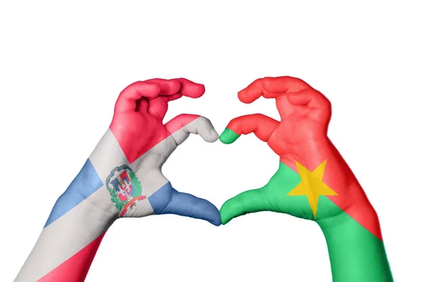 도미니카 공화국 부르키나 심장을 만드는 제스처 클리핑 — 스톡 사진
