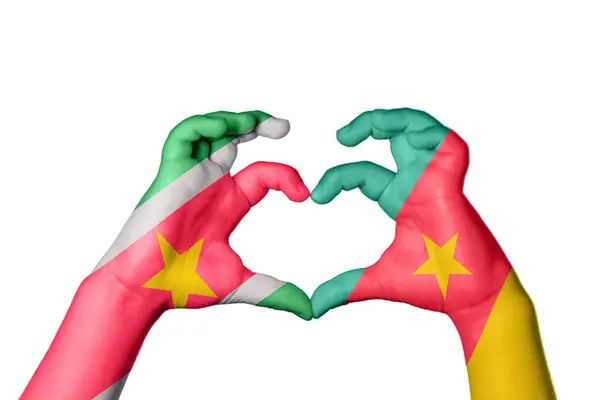 Суринам Камерун Сердце Жест Руки Делает Сердце Обрезание Пути — стоковое фото