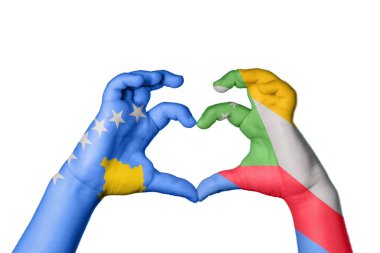 Kosova Komoros 'un Kalbi ve El Hareketi Kalp Yapıyor, Yol Kesiyor