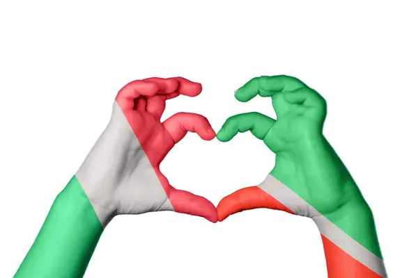 Ιταλία Τσετσενία Καρδιά Χειρονομία Χέρι Κάνοντας Καρδιά Κλίπινγκ Path — Φωτογραφία Αρχείου