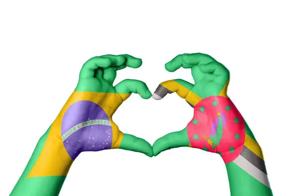 Βραζιλία Dominica Heart Χέρι Χειρονομία Καθιστώντας Την Καρδιά Ψαλιδίζοντας Διαδρομή — Φωτογραφία Αρχείου