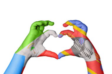 Ekvator Ginesi Eswatini Kalbi, El hareketi kalp yapma, Kırpma Yolu