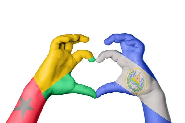 Γουινέα Μπισάου Σαλβαδόρ Καρδιά Χειρονομία Χέρι Κάνοντας Καρδιά Ψαλιδίζοντας Διαδρομή — Φωτογραφία Αρχείου