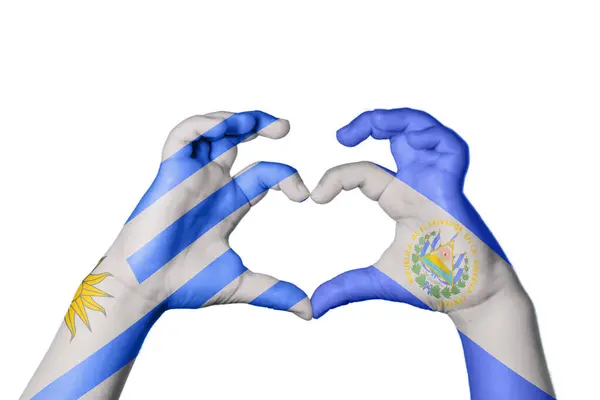 Uruguay Salvador Heart Gerakan Tangan Membuat Jantung Jalan Clipping — Stok Foto