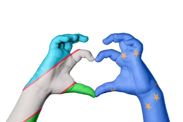 ウズベキスタン 欧州連合ハート ハンドジェスチャー作り心臓 クリッピングパス — ストック写真
